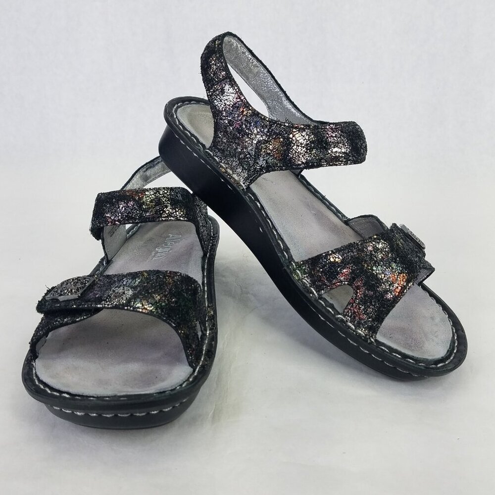 Alegria Vienna Platform Sandals Womens 36 US 6 Metallic Rainbow Leather Vacation